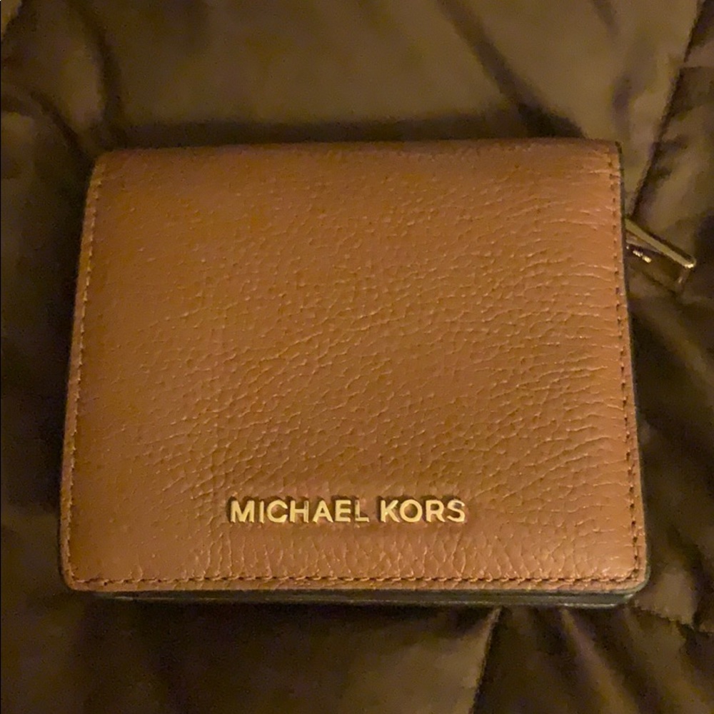 Michael kors wallet